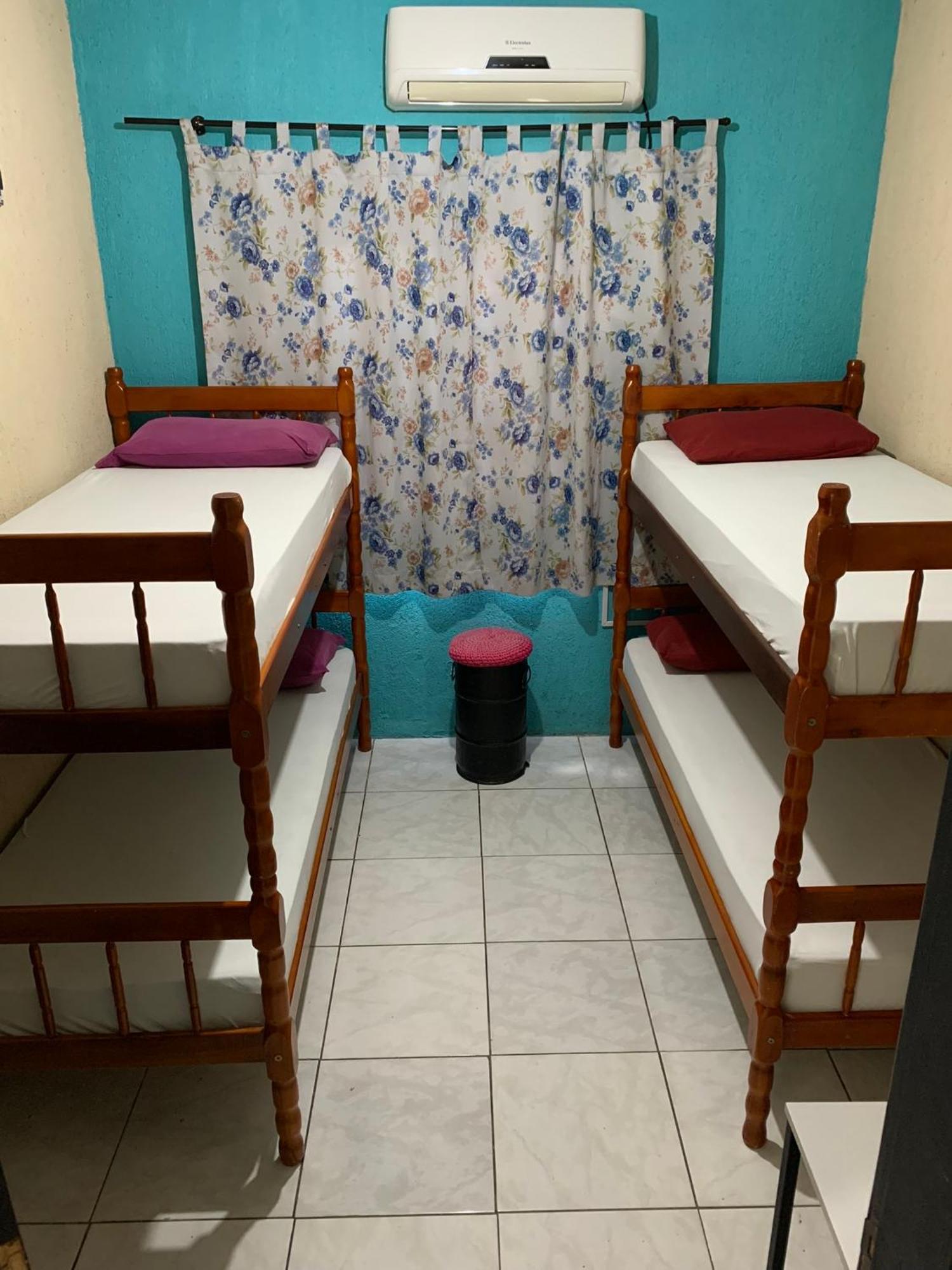 Fica, Vai Ter Bolo Hostel Itajaí Exterior foto