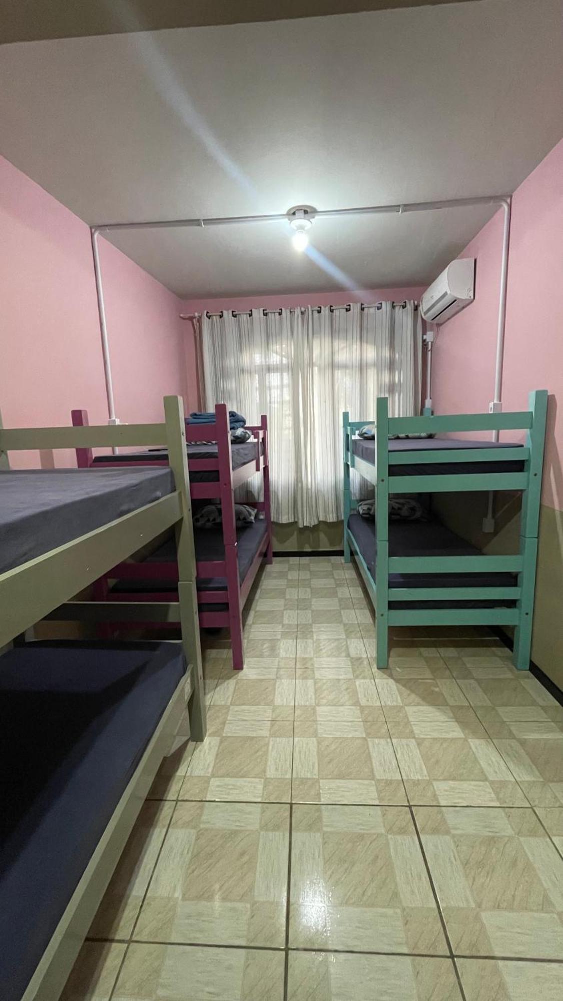 Fica, Vai Ter Bolo Hostel Itajaí Exterior foto